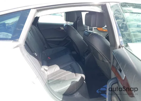 2019 Audi A5 45 Premium z USA, uszkodzony, nr VIN WAUANCF57KA055369